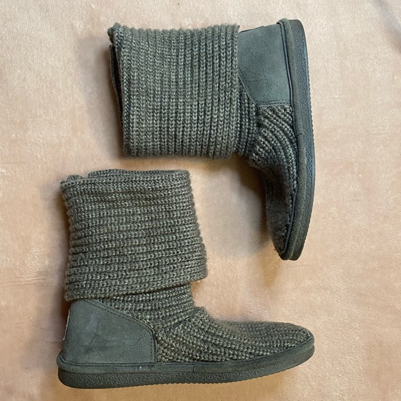 Knit BearPaw Boots - Picture 3 of 6